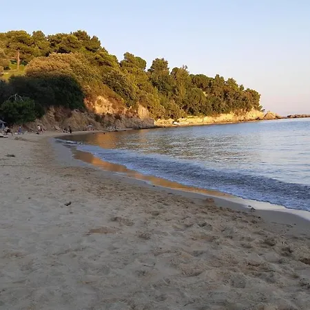 Pascalis Πανσιόν Τρούλος
